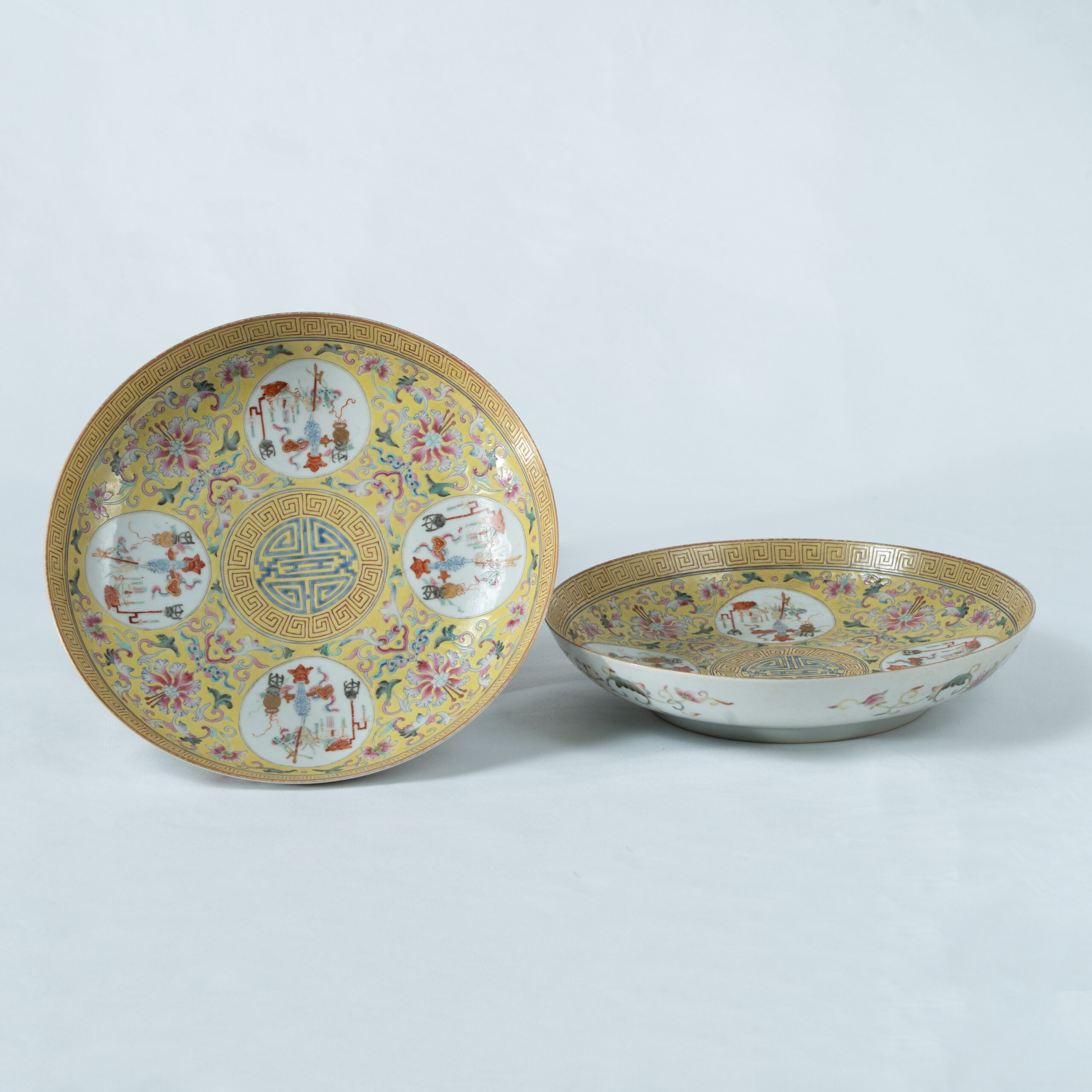 Lot 024 A PAIR OF FAMILLE ROSE YELLOW-GROUND 'LONGEVITY' DISHES
MARK AND PERIOD OF TONGZHI - Image 3