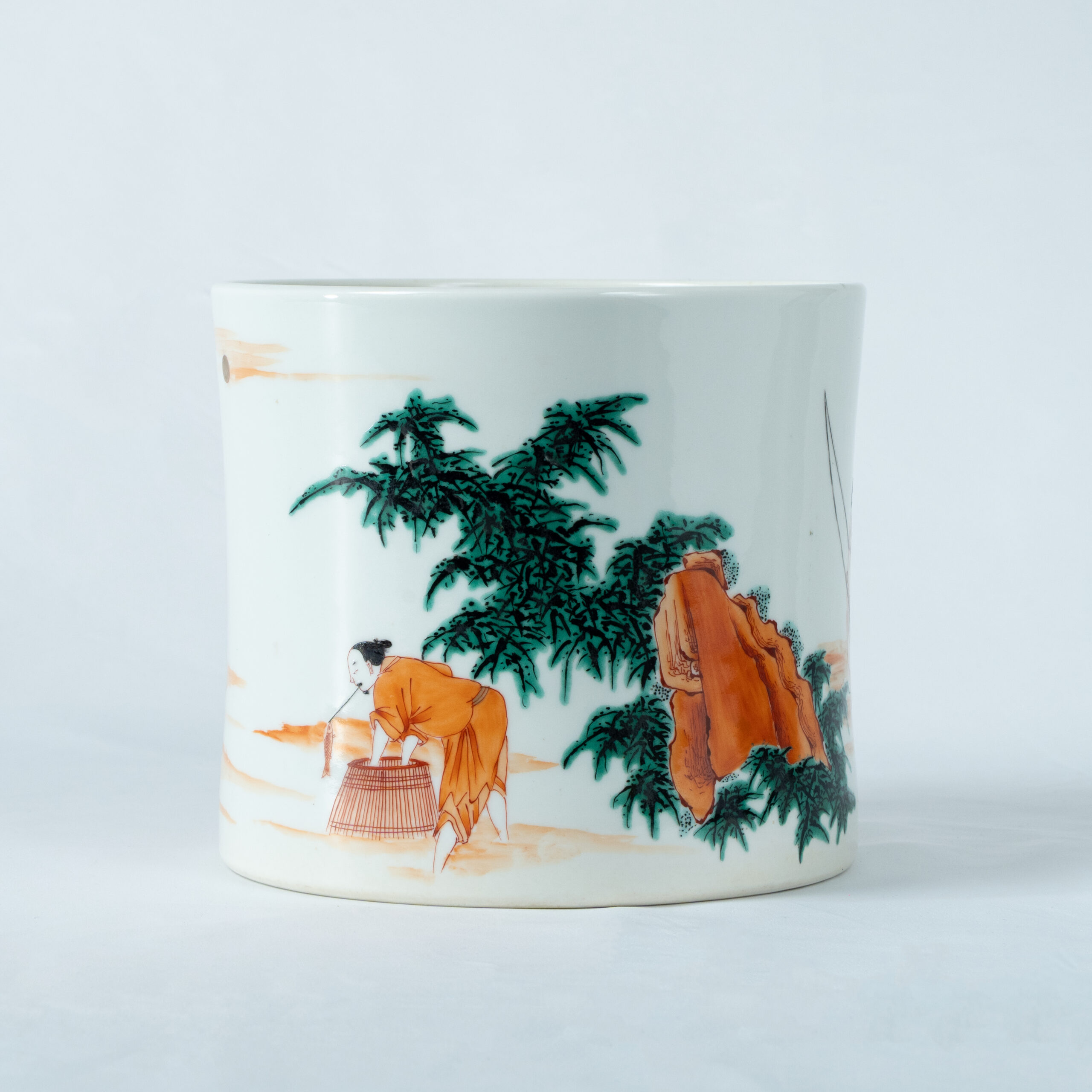 Lot 034 A LARGE WUCAI 'FIGURES IN LANDSCAPE' BRUSH POT
QING DYNASTY - Image 3