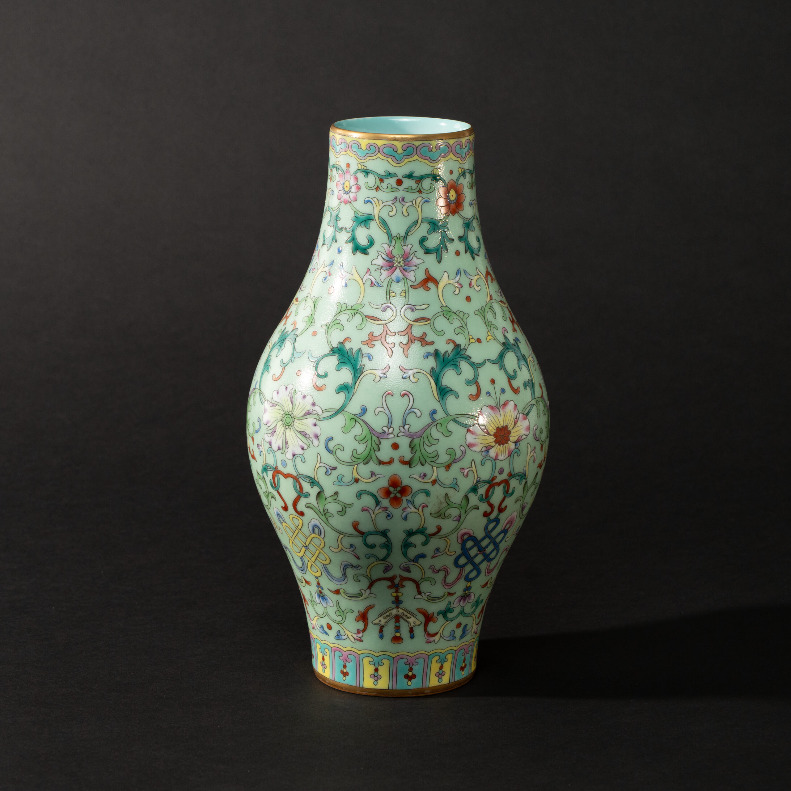Lot 036 A LIME-GREEN GROUND FAMILLE-ROSE 'LOTUS' OLIVE-SHAPED VASE
20TH CENTURY, QIANLONG MARK - Image 3