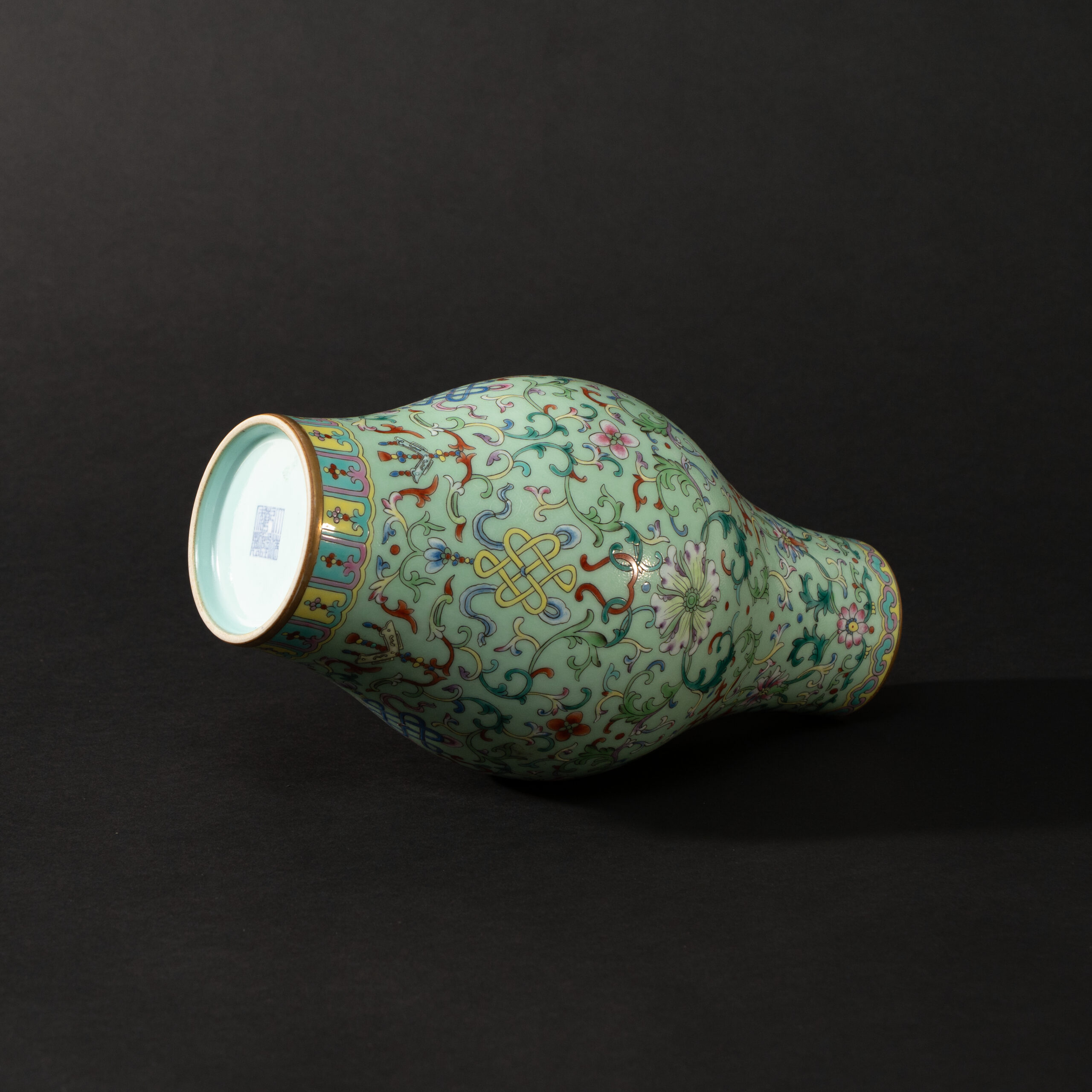 Lot 036 A LIME-GREEN GROUND FAMILLE-ROSE 'LOTUS' OLIVE-SHAPED VASE
20TH CENTURY, QIANLONG MARK - Image 6