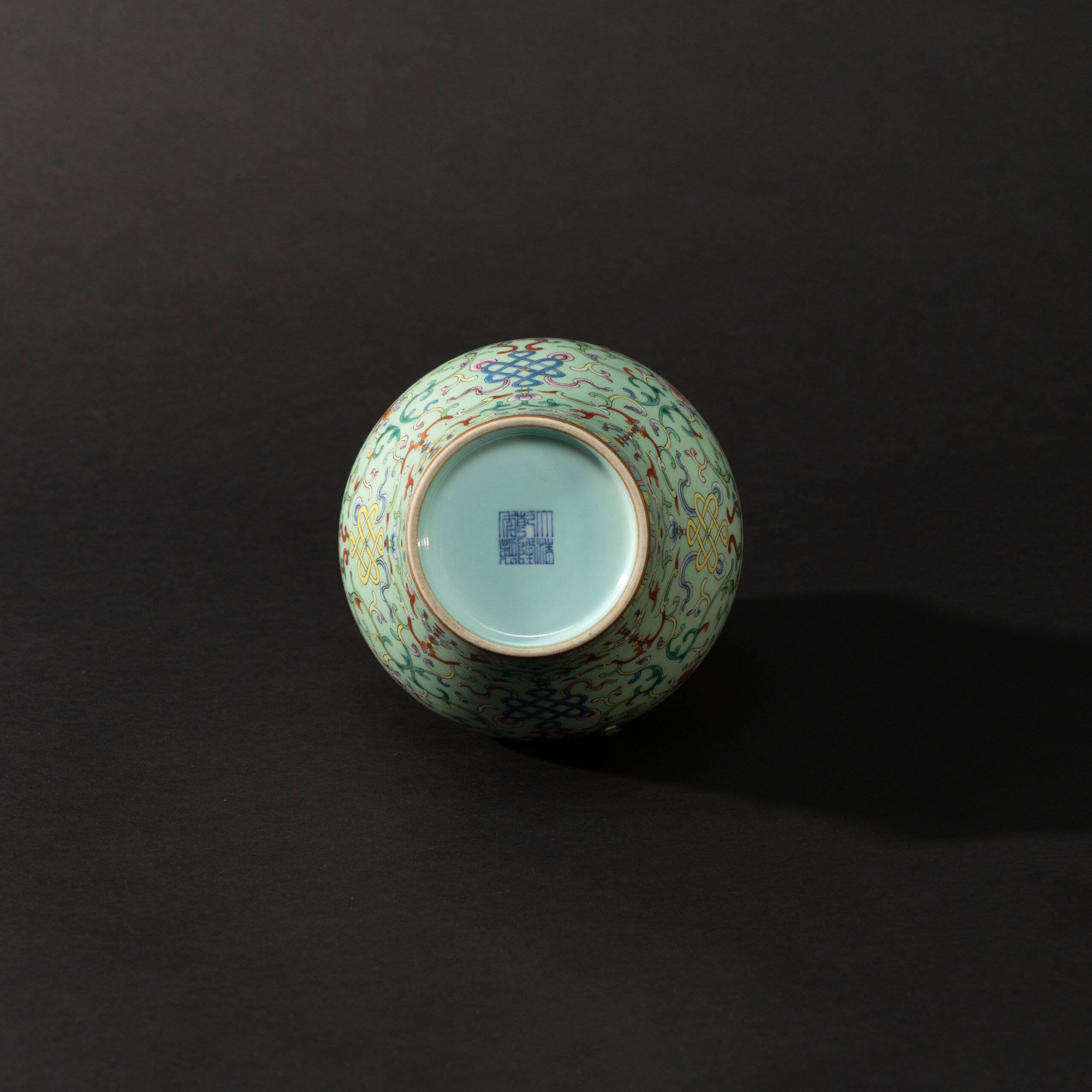 Lot 036 A LIME-GREEN GROUND FAMILLE-ROSE 'LOTUS' OLIVE-SHAPED VASE
20TH CENTURY, QIANLONG MARK - Image 7