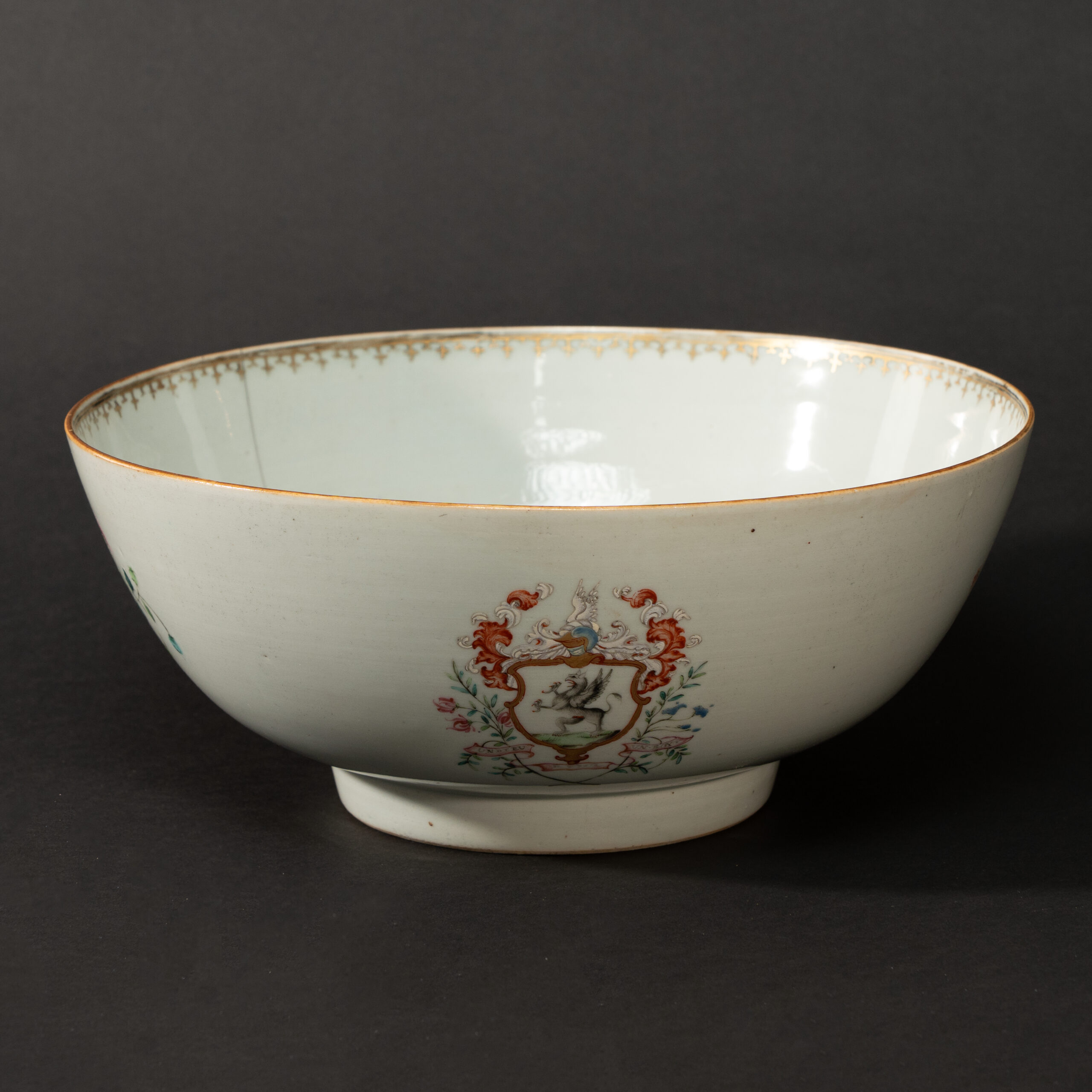 Lot 042 A MAGNIFICENT AND RARE LARGE FAMILLE-ROSE 'ARMORIAL' PUNCH BOWL
QING DYNASTY, QIANLONG PERIOD