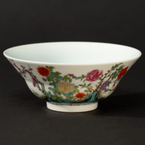 Lot 049 A FAMILLE-ROSE 'FLOWERS' BOWL
20TH CENTURY