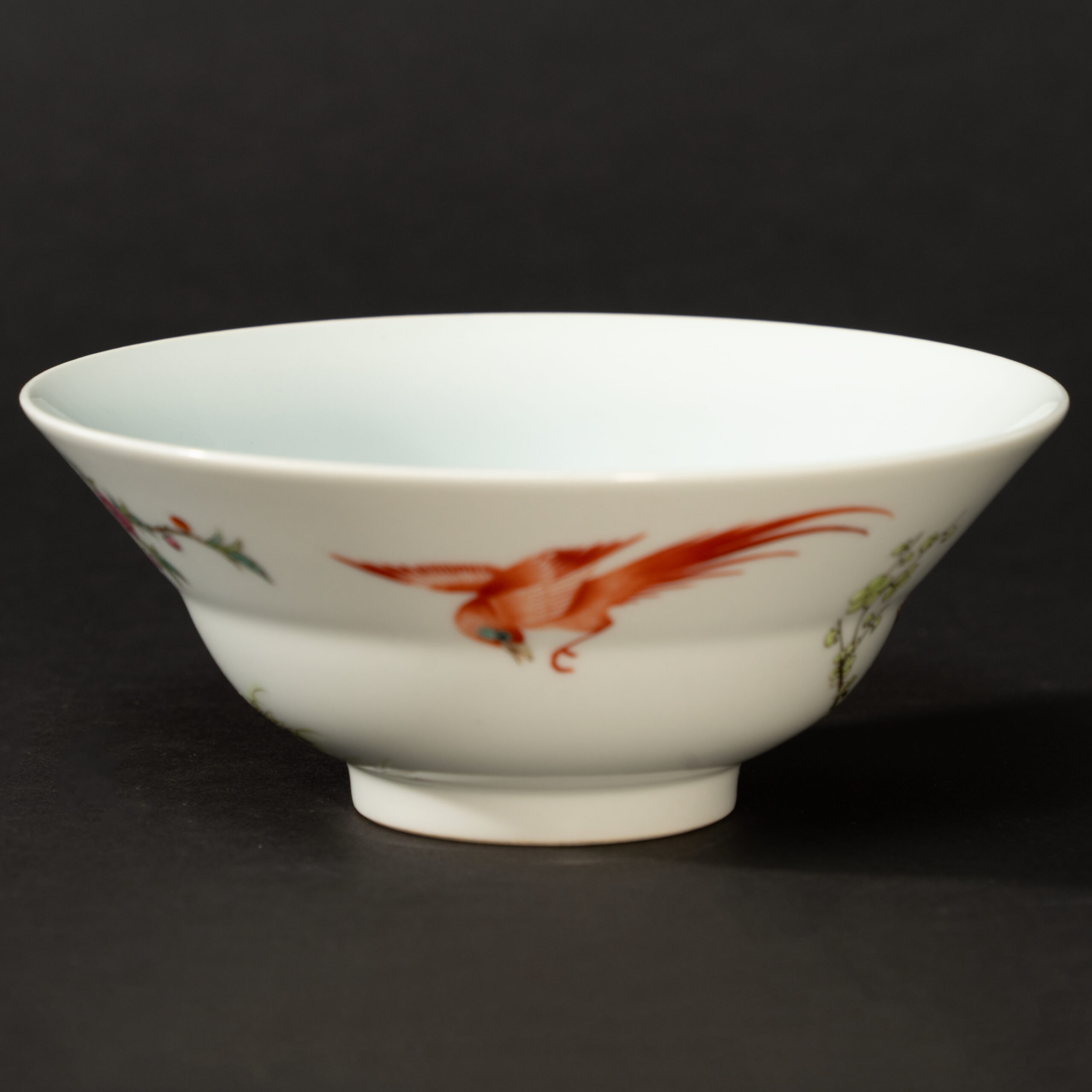 Lot 049 A FAMILLE-ROSE 'FLOWERS' BOWL
20TH CENTURY - Image 2