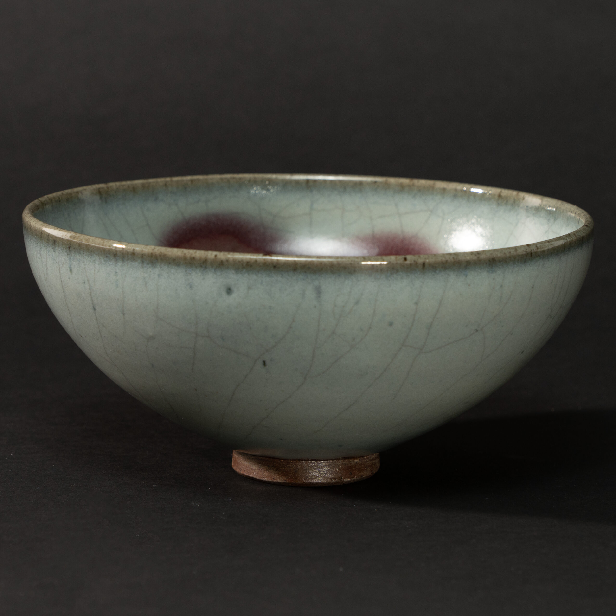 Lot 052 A LARGE SKY-BLUE GLAZED 'JUN' BOWL WITH COPPER-RED SPLASHYUAN - EARLY MING DYNASTY