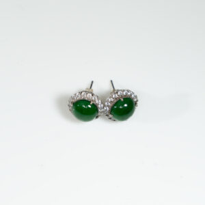 Lot 067 A PAIR OF 'OLD MINE' VIVID GREEN JADEITE AND DIAMOND EARRINGS
CONTEMPORARY