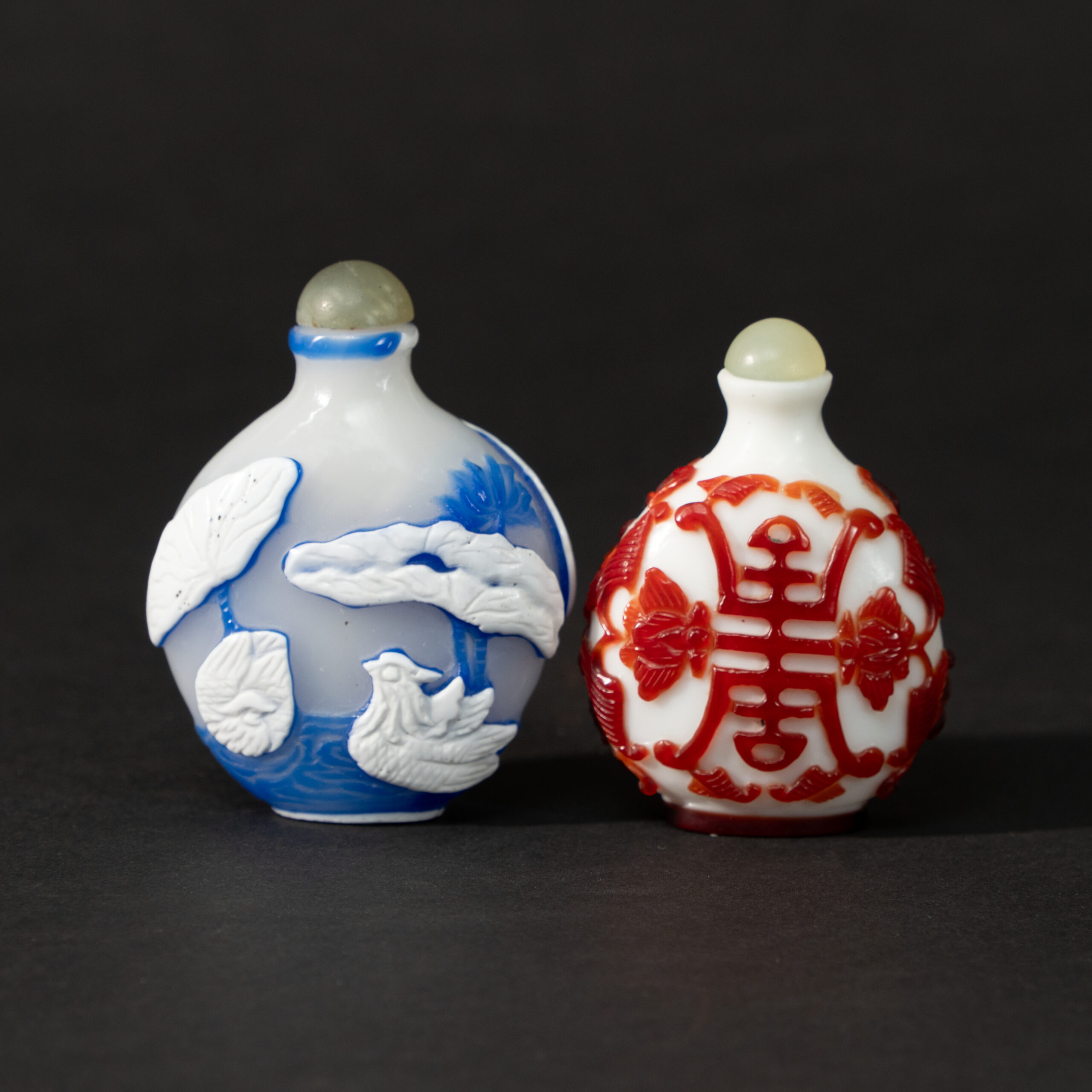 Lot 072 TWO OVERLAY GLASS SNUFF BOTTLES
18TH – 19TH CENTURY - Image 2