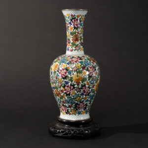 Lot 094 A MAGNIFICENT CLOISONNÉ ENAMEL 'MILLEFLEURS' VASE
LATE QING DYNASTY - REPUBLIC PERIOD, 20TH CENTURY