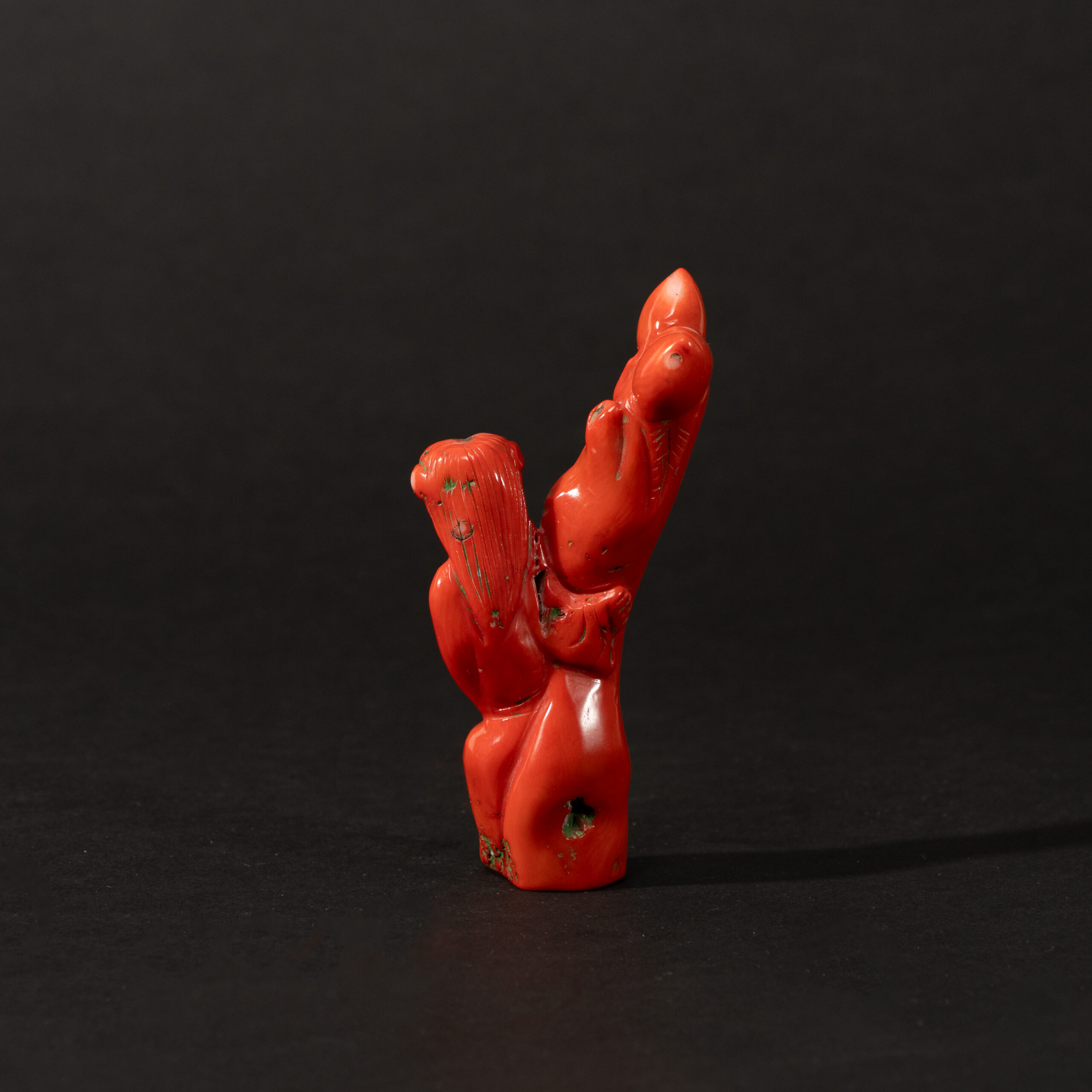 Lot 096 A RARE CARVED CORAL 'IMMORTAL AND LINGZHI' GROUP
QING DYNASTY, 19TH CENTURY - Image 2