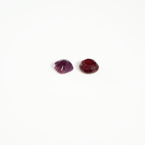 Lot 006 TWO LOOSE RUBIES
天然红宝石 (两件)