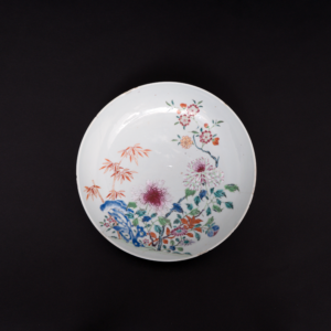 Lot 091 A FAMILLE-ROSE 'FLOWERS AND FRUIT' DISH
QIANLONG PERIOD, QING DYNASTY
粉彩花果纹盘
清乾隆